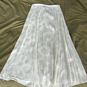 Aritzia Wilfred Midi Skirt